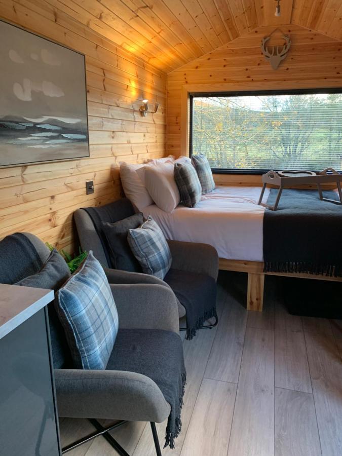 River Huts, Highland River Retreat With Hot Tub Інвернесс Екстер'єр фото