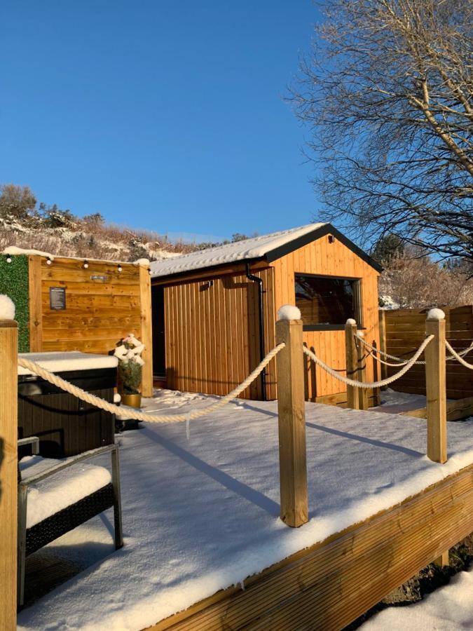 River Huts, Highland River Retreat With Hot Tub Інвернесс Екстер'єр фото