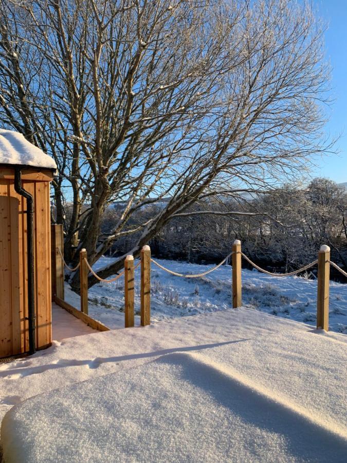 River Huts, Highland River Retreat With Hot Tub Інвернесс Екстер'єр фото